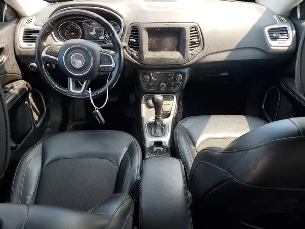 3C4NJDBB2KT813287 2019 JEEP COMPASS - Image 8