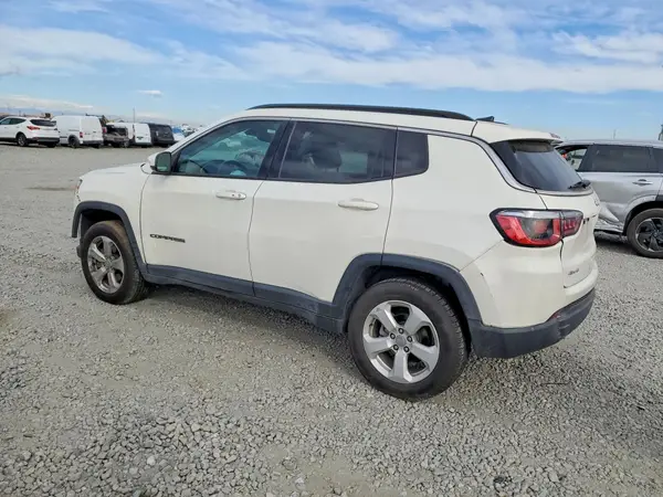 3C4NJDBB2KT813855 2019 JEEP COMPASS - Image 2