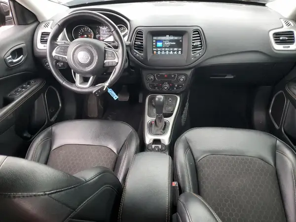 3C4NJDBB2KT813919 2019 JEEP COMPASS - Image 8