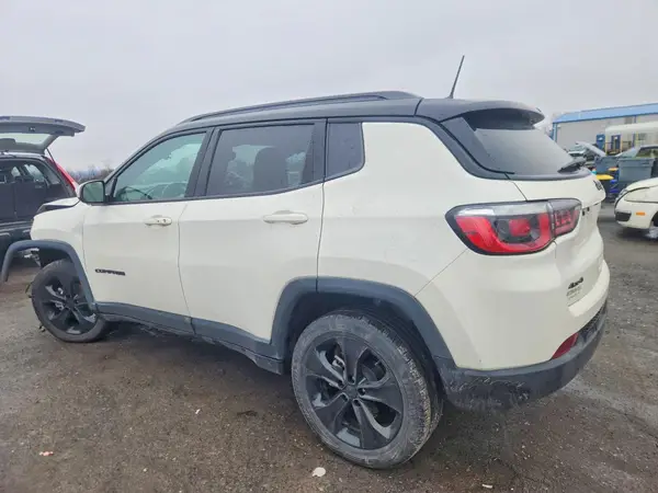 3C4NJDBB2KT827982 2019 JEEP COMPASS - Image 2