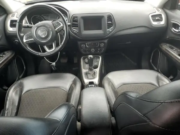 3C4NJDBB2KT828937 2019 JEEP COMPASS - Image 8