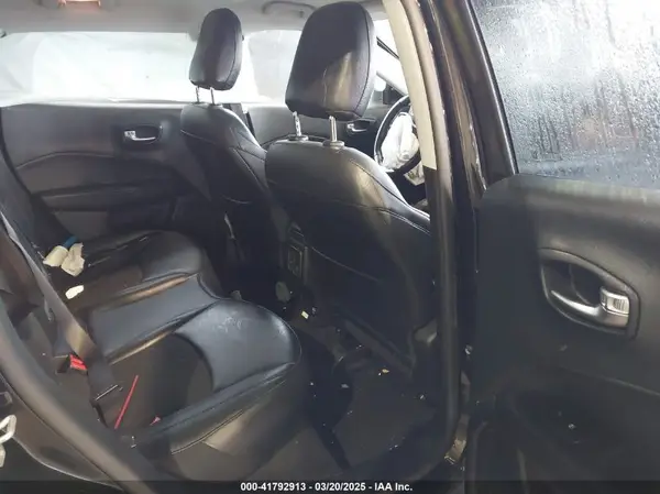 3C4NJDBB2KT839193 2019 JEEP COMPASS - Image 8