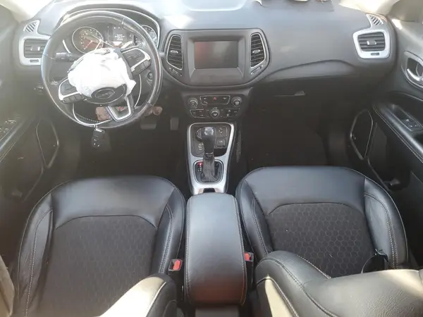 3C4NJDBB2KT839291 2019 JEEP COMPASS - Image 8