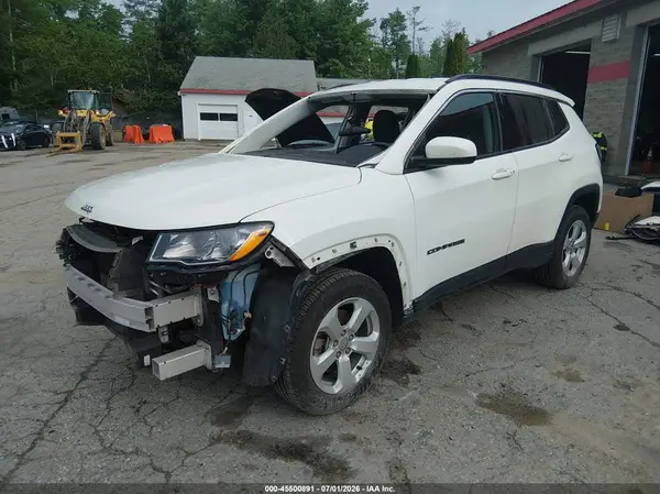 3C4NJDBB2KT839386 2019 JEEP COMPASS - Image 2