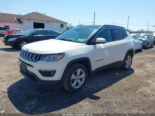 3C4NJDBB2KT839758 2019 JEEP COMPASS - Image 2