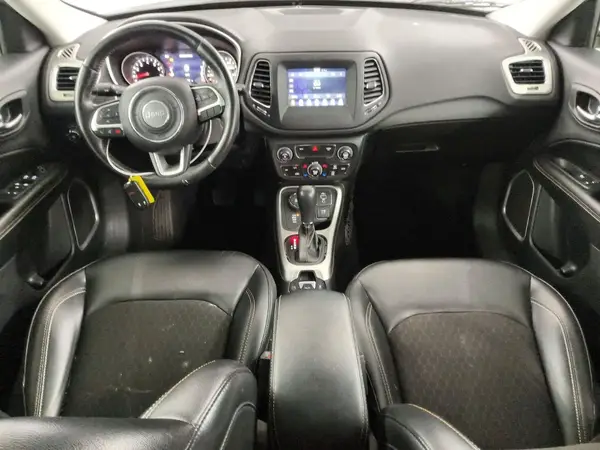 3C4NJDBB2KT850677 2019 JEEP COMPASS - Image 8