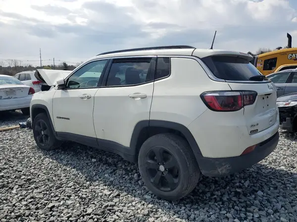 3C4NJDBB2LT104280 2020 JEEP COMPASS - Image 2
