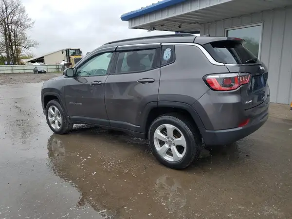 3C4NJDBB2LT104702 2020 JEEP COMPASS - Image 2