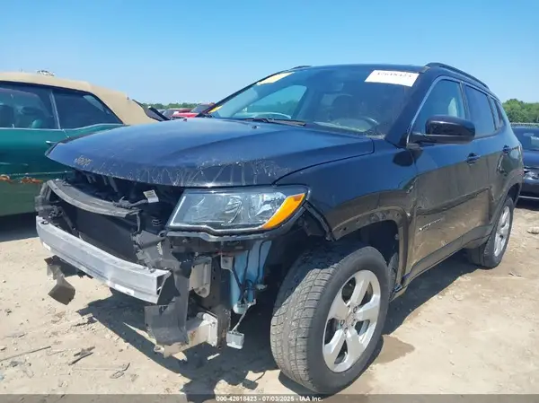 3C4NJDBB2LT112590 2020 JEEP COMPASS - Image 2