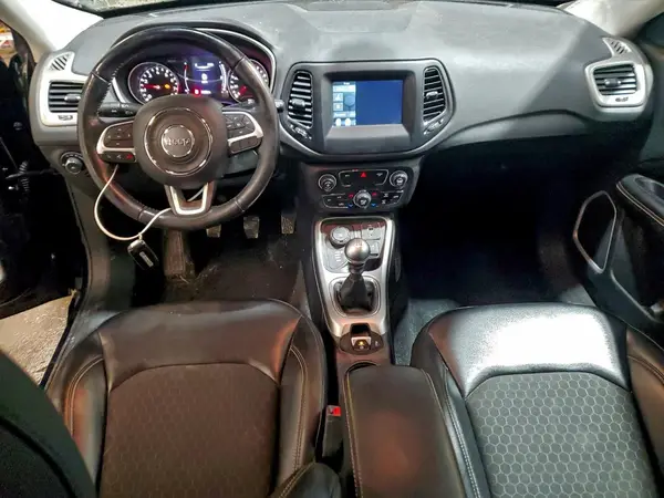 3C4NJDBB2LT117076 2020 JEEP COMPASS - Image 8