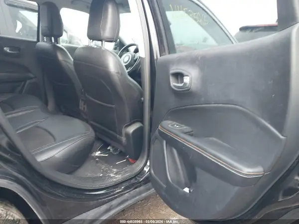 3C4NJDBB2LT138350 2020 JEEP COMPASS - Image 8
