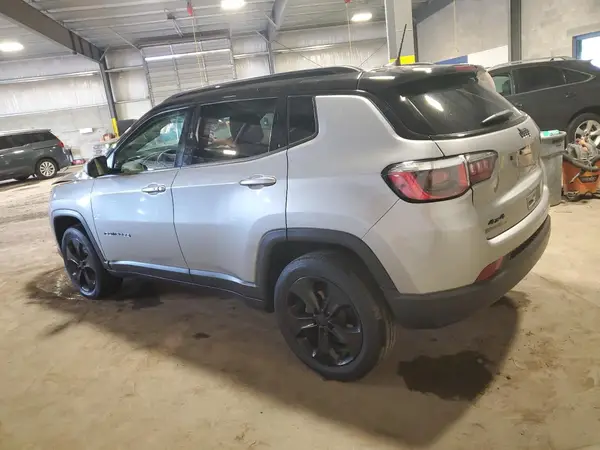 3C4NJDBB2LT139725 2020 JEEP COMPASS - Image 2