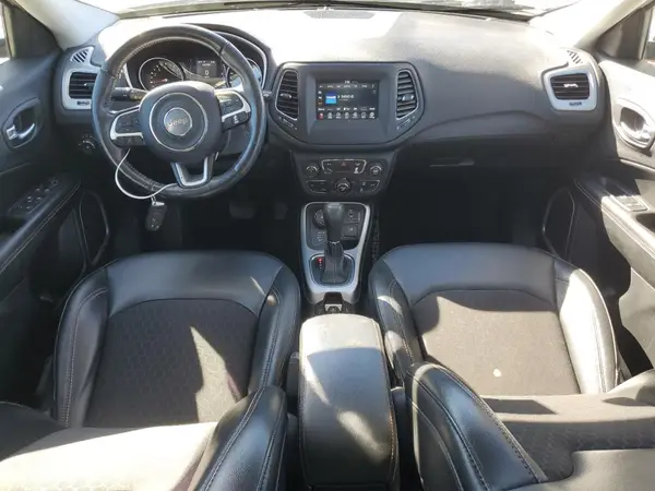 3C4NJDBB2LT160252 2020 JEEP COMPASS - Image 8
