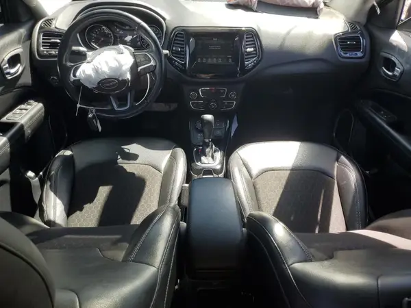 3C4NJDBB2LT161837 2020 JEEP COMPASS - Image 8