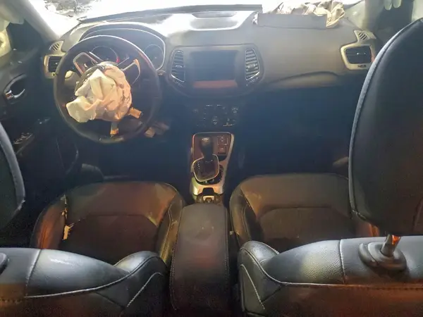 3C4NJDBB2LT186219 2020 JEEP COMPASS - Image 8