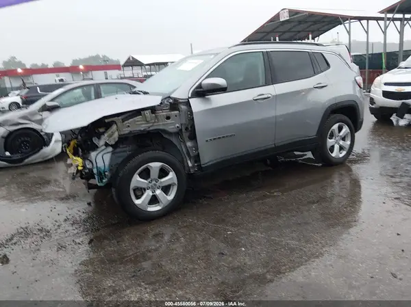 3C4NJDBB2LT209692 2020 JEEP COMPASS - Image 2
