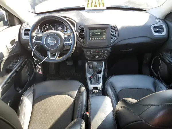 3C4NJDBB2LT218019 2020 JEEP COMPASS - Image 8