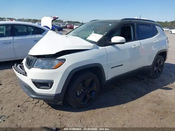 3C4NJDBB2LT223947 2020 JEEP COMPASS - Image 2