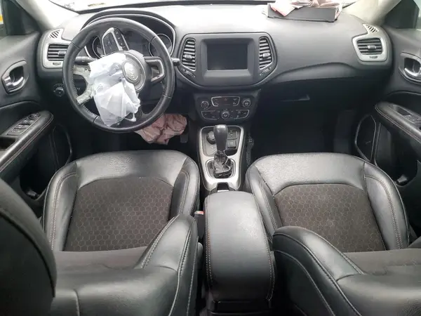 3C4NJDBB2LT252123 2020 JEEP COMPASS - Image 8
