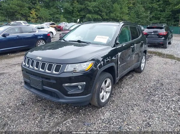 3C4NJDBB2MT501215 2021 JEEP COMPASS - Image 2