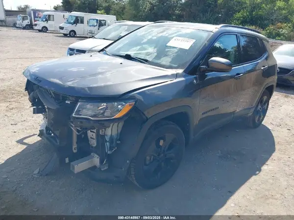 3C4NJDBB2MT504048 2021 JEEP COMPASS - Image 2