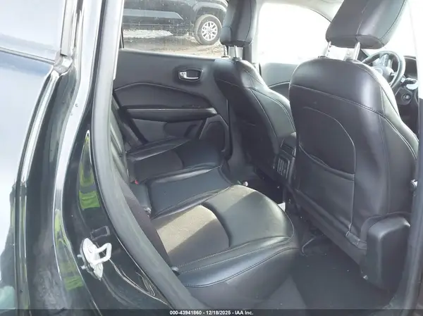 3C4NJDBB2MT514823 2021 JEEP COMPASS - Image 8