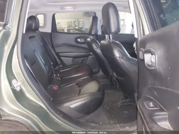 3C4NJDBB2MT568784 2021 JEEP COMPASS - Image 8