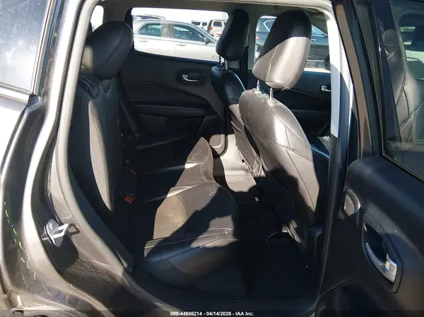 3C4NJDBB2MT586427 2021 JEEP COMPASS - Image 8