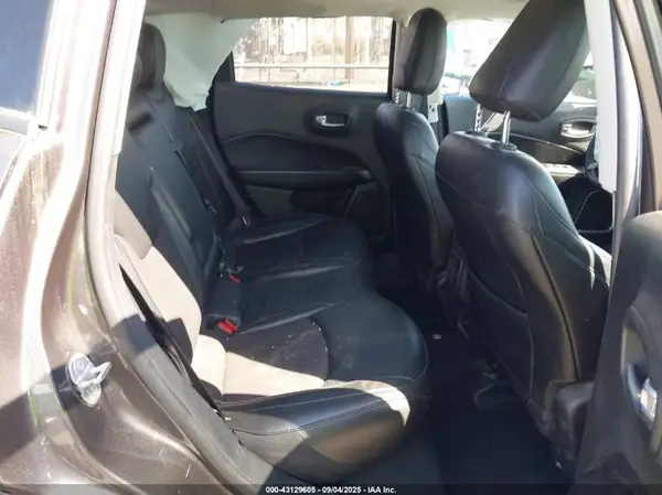 3C4NJDBB2MT586654 2021 JEEP COMPASS - Image 8