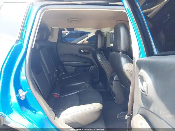 3C4NJDBB2MT592745 2021 JEEP COMPASS - Image 8