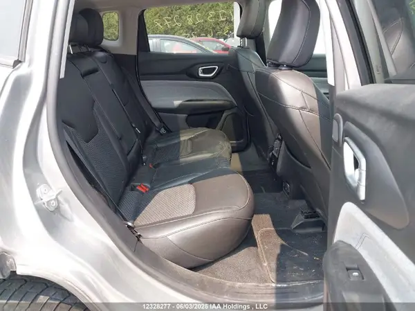 3C4NJDBB2NT104279 2022 JEEP COMPASS - Image 8