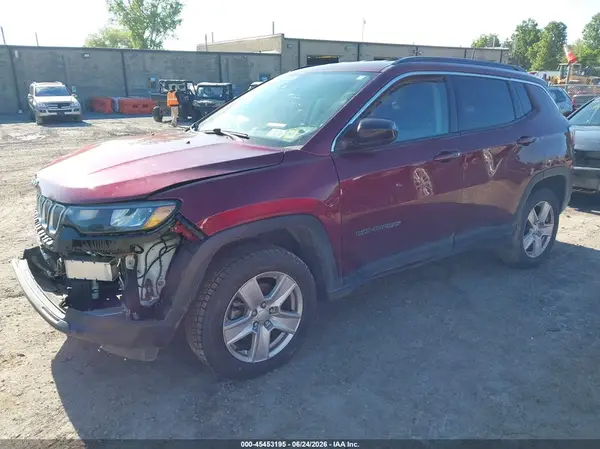3C4NJDBB2NT124905 2022 JEEP COMPASS - Image 2