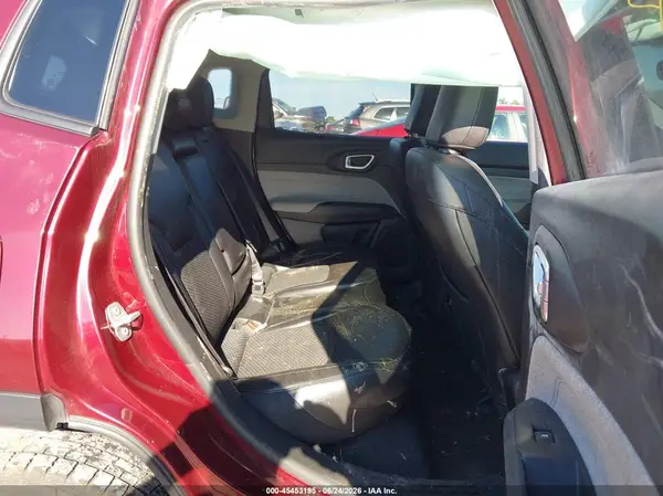 3C4NJDBB2NT124905 2022 JEEP COMPASS - Image 8
