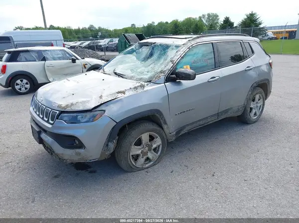 3C4NJDBB2NT147987 2022 JEEP COMPASS - Image 2
