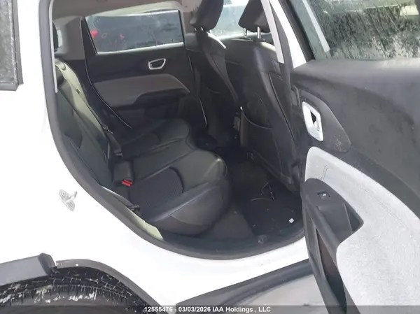 3C4NJDBB2NT167821 2022 JEEP COMPASS - Image 8