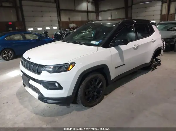 3C4NJDBB2NT171240 2022 JEEP COMPASS - Image 2