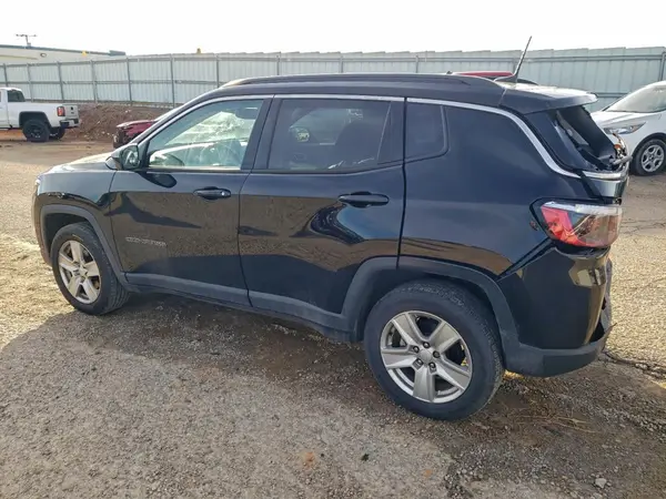 3C4NJDBB2NT174140 2022 JEEP COMPASS - Image 2