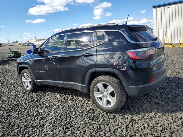 3C4NJDBB2NT178611 2022 JEEP COMPASS - Image 2