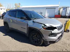 3C4NJDBB2NT196557 2022 JEEP COMPASS