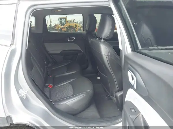 3C4NJDBB2NT216418 2022 JEEP COMPASS - Image 8