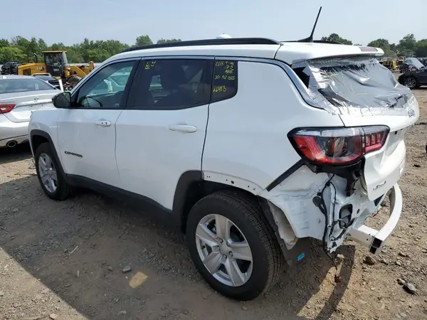 3C4NJDBB2NT216483 2022 JEEP COMPASS - Image 2