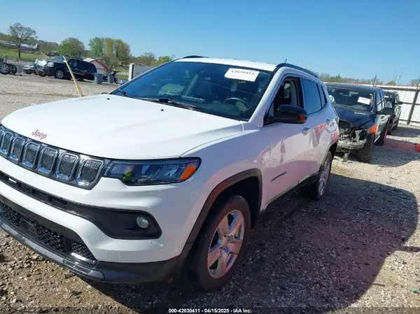 3C4NJDBB2NT236443 2022 JEEP COMPASS - Image 2