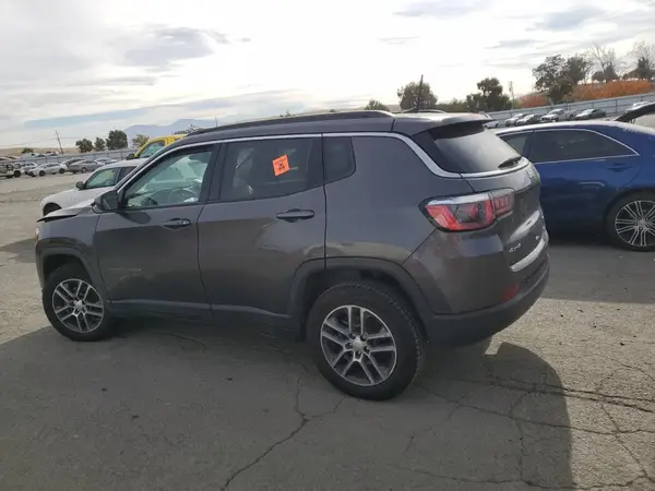 3C4NJDBB3HT611194 2017 JEEP COMPASS - Image 2