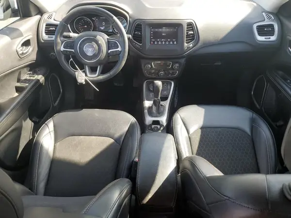 3C4NJDBB3HT618713 2017 JEEP COMPASS - Image 8