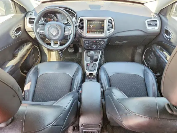 3C4NJDBB3HT629176 2017 JEEP COMPASS - Image 8
