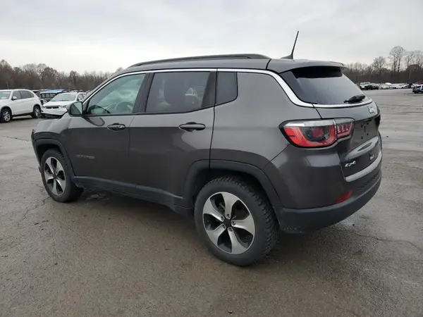 3C4NJDBB3HT642459 2017 JEEP COMPASS - Image 2
