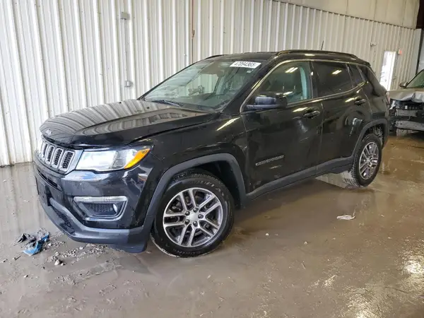 3C4NJDBB3HT645698 2017 JEEP COMPASS - Image 1