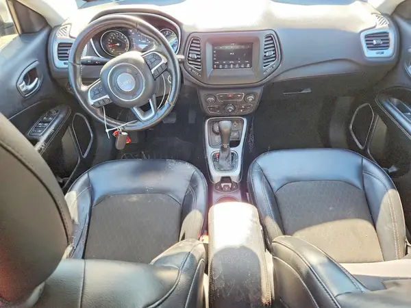 3C4NJDBB3HT655941 2017 JEEP COMPASS - Image 8