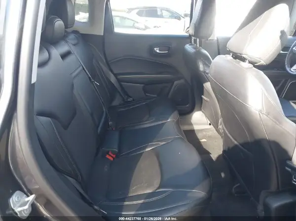3C4NJDBB3HT664770 2017 JEEP COMPASS - Image 8