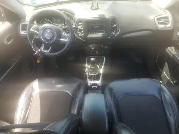 3C4NJDBB3HT665059 2017 JEEP COMPASS - Image 8